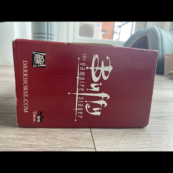 Collectible Buffy The Vampire Slayer Pint Glasses - Picture 3 of 4